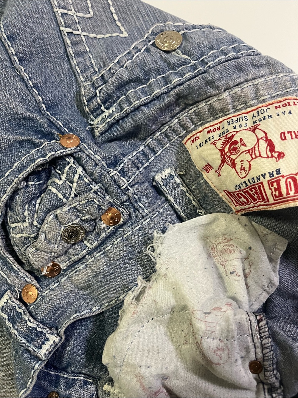 true religion light wash blue stitch straight leg denim - Picture 4 of 4